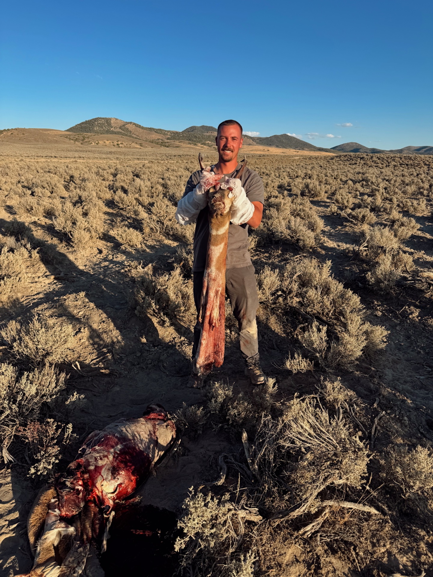 Madi and I spent 20+ Hrs in the blind over this water. He gave us the slip one time but we got him the 2nd. Such a pretty smart animal. If it wasn’t archery I think I would have enjoyed more spot n stalk.